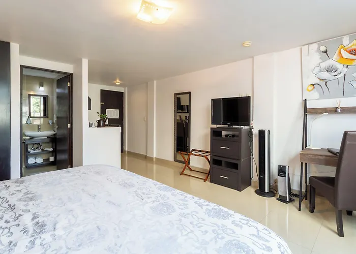 259 Condesa Aparthotel 4*